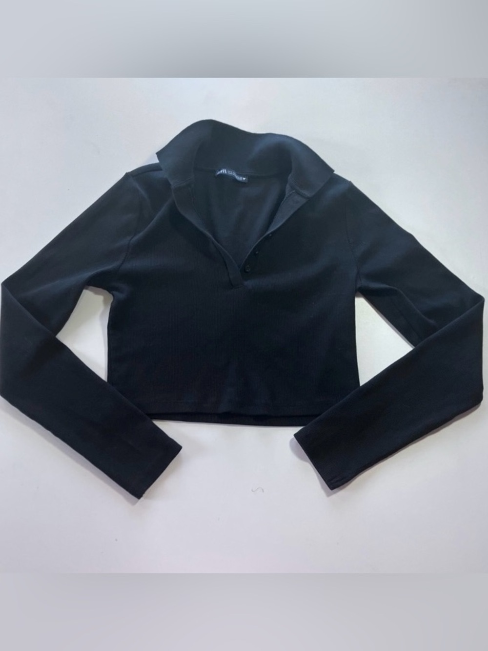 Zara Black Ribbed Knit Long Sleeve Cropped Basic Polo Top Women’s Large - Picture 3 of 8